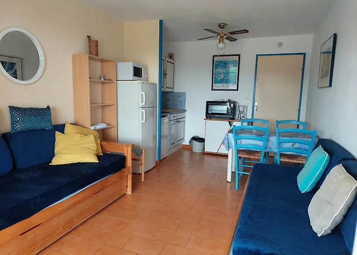 Maxime Coteaux La Nartelle Apartment *